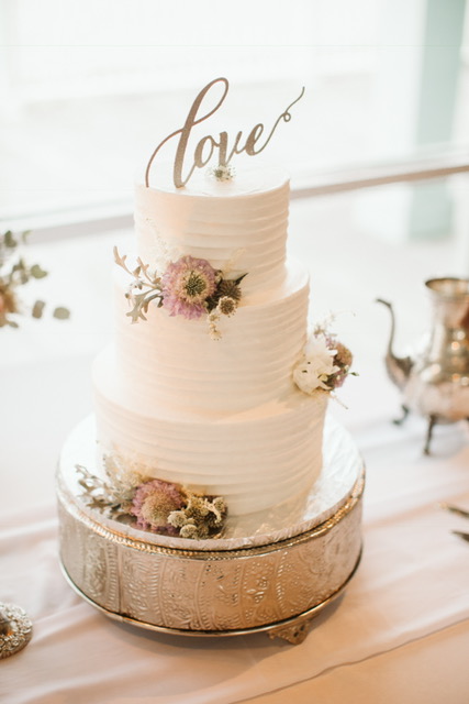 Weddings – Cakes by Crystal